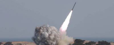 Есихидэ Суг - КНДР осуществила запуск двух ракет в сторону Японского моря - runews24.ru - КНДР - Япония - Корея