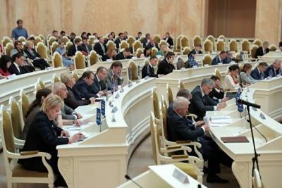 «Единая Россия» на выборах в ЗакС потеряла 8% голосов по спискам партии - znak.com - Россия - Санкт-Петербург - Интерфакс