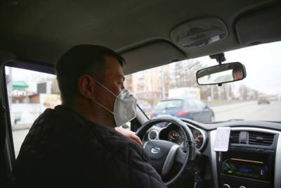 В Петербурге задержали водителя социального такси, избившего пенсионерку с инвалидностью - znak.com - Россия - Санкт-Петербург