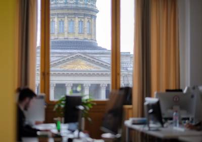 Игра в догонялки: Петербург сократил отставание от Москвы - dp.ru - Москва - Россия - Санкт-Петербург