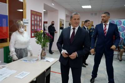 Юрий Трутнев - Юрий Трутнев проголосовал на выборах-2021 - hab.aif.ru - Россия - Забайкальский край