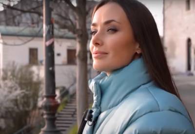 Ксения Мишина - Нежный поцелуй, но не с Эллертом: холостячка Ксения Мишина рассказала о счастье для мужчин - ukrainianwall.com - Украина