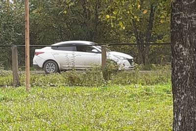 В Тверской области мужчина в пижаме звал детей в автомобиль - tver.mk.ru - Тверская обл.