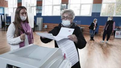 Явка на выборах в Госдуму превысила 40 процентов по всей России - vm.ru - Москва - Россия