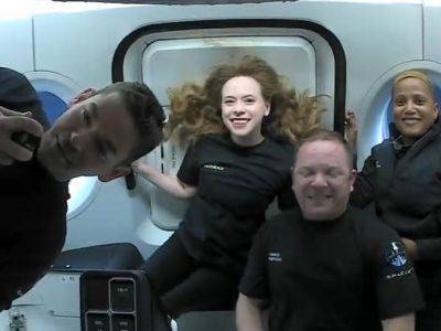 Илон Маск - Джаред Айзекман - Первый гражданский экипаж космического корабля вернулся на Землю - kasparov.ru - США - шт.Флорида