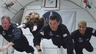 Джаред Айзекман - Американцы отправили на орбиту полностью непрофессиональный экипаж - 1tv.ru - Москва