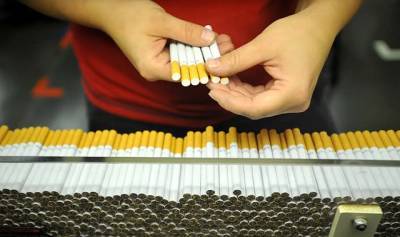 Крупнейшая сигаретная компания Британии прекратила работать с белорусской фабрикой - novostiua.news - США - Украина - Англия - Белоруссия