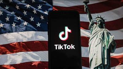 В США подростки занялись воровством в школах ради челленджа в TikTok - iz.ru - США - Израиль