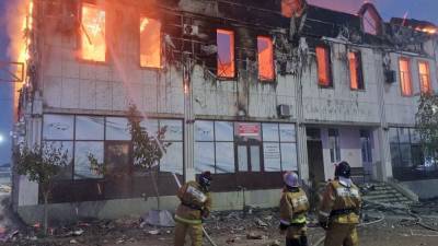 Два человека погибли при пожаре в гостинице Хасавюрта - newdaynews.ru - Хасавюрт