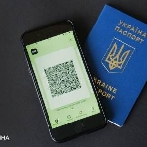Кабмин продлил действие COVID-сертификатов до года - reporter-ua.com - Украина - Новости