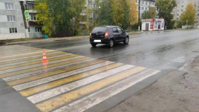 В Ухте на переходе сбили женщину с ребенком - usedcars.ru - Sandero