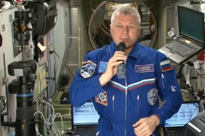 Олег Новицкий - Космонавт Новицкий принял участие в электронном голосовании с борта МКС - aif.ru - Москва