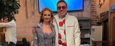 Алена Катина - Дмитрий Спиридонов - Бывшая солистка «Тату» Лена Катина закрутила роман с миллионером - runews24.ru