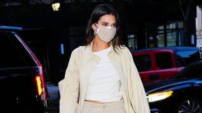 Одри Хепберн - Кендалл Дженнер и ее бежевый образ после Met Gala — вот какой цвет поможет вам восстановиться после бурной ночи - skuke.net - Нью-Йорк - Нью-Йорк