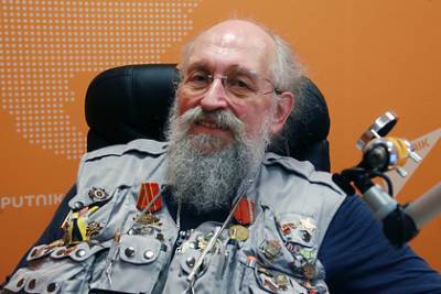 Анатолий Вассерман - Вассерман предложил учить школьников владеть оружием - lenta.ru - Москва - Россия
