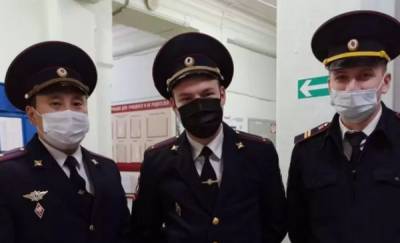 В Тюмени за порядком на избирательных участках следят сотрудники полиции - news.megatyumen.ru - Тюмень - Тюменская обл.