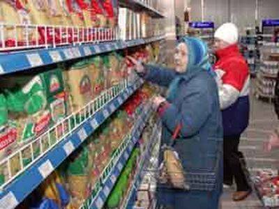 Рост цен на продукты обусловлен в Новосибирске в сезон овощей и фруктов ценами на них - kasparov.ru - Россия - Новосибирск - Новосибирская обл.