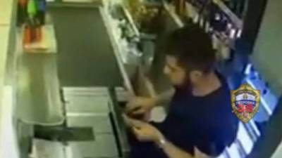 Кассир сетевого магазина попался на хищении денег на юго-востоке Москвы - vm.ru - Москва