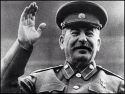 Иосиф Сталин - Почему Сталин в разгар войны отказался от старого гимна СССР - russian7.ru - Германия