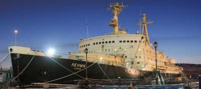 В Мурманске загорелся атомный ледокол-музей «Ленин» - runews24.ru - Мурманск