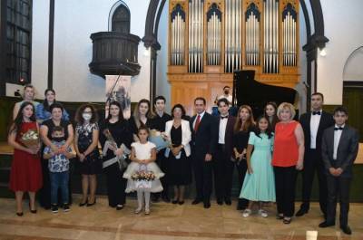 Миссия молодого поколения – яркий концерт в Баку (ФОТО) - trend.az - Азербайджан - Баку