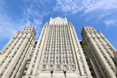 Джон Салливан - В МИД заявили демарш США из-за вмешательства в российские выборы - lenta.ru - Россия - США - Вашингтон