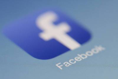 Марк Цукерберг - Facebook не смог сопротивляться критическим комментариям о коронавирусе - infox.ru