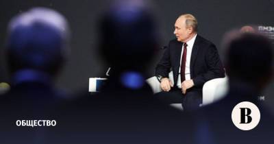 Владимир Путин - Путин заявил о коронавирусе у десятков человек в его окружении - vedomosti.ru - Россия - Душанбе