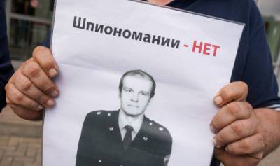"В реальность обвинений верится с трудом": русские в Риге встали на защиту "шпиона" Бурака - lv.baltnews.com - Россия - Рига - Латвия