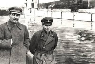 В.И.Ленин - Зачем Ежов предлагал Сталину переименовать Москву - russian7.ru - Москва - Русь
