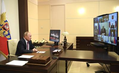 Владимир Путин - Дмитрий Песков - В Кремле рассказали о здоровье Путина, который ушел на самоизоляцию из-за ковида - znak.com