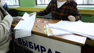 Группа «Рок изобилия» дала концерты на избирательных участках Кяхты - inforeactor.ru - Москва