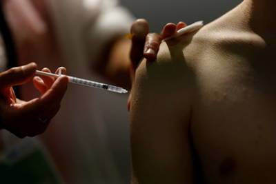 The Lancet опубликовал статью о бесполезности массовой ревакцинации - lenta.ru - США - New York