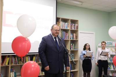 Олег Мельниченко - Олег Мельниченко принял участие в открытии модельной библиотеки в Колышлейском районе - mk.ru - Пензенская обл.
