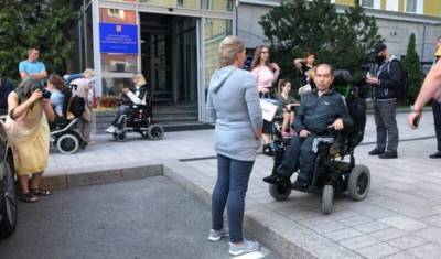 В Москве задержали сотрудника хосписа «Дом с маяком» за помощь пикетчикам со СМА - newizv.ru - Москва - Россия