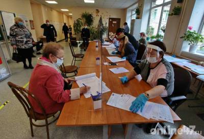 Выборы продолжаются: как жители Ленобласти активно за будущее голосуют - online47.ru - Россия - Ленинградская обл. - район Ломоносовский - район Гатчинский