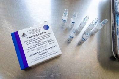 Инна Щеглова - Темпы вакцинации от COVID снизились в Забайкалье из-за прививок от гриппа — минздрав - koronavirus.center - Забайкальский край