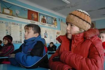 Благодаря нерадивому подрядчику замерзают дети в одной из школ в Вологодской области - vologda-poisk.ru - Вологодская обл.
