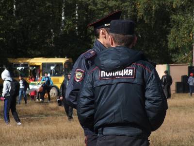В Уфе задержали трех молодых людей, которые средь бела дня избили человека до полусмерти - ufacitynews.ru - Уфа