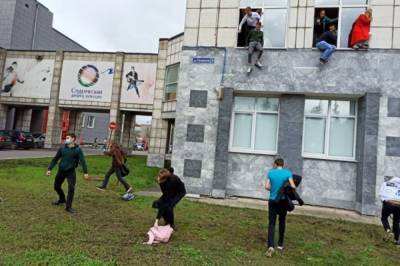 Стрелявшему в студентов вуза Перми ампутировали часть голени - aif.ru - Пермь