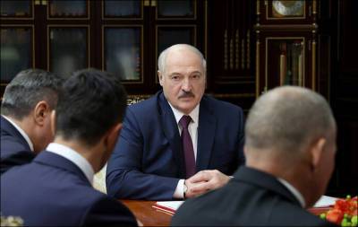 Владимир Путин - Александр Лукашенко - Артем Шрайбман - Валерий Карбалевич - Лукашенко снова упомянул про синие пальцы, но умолчал о сроке референдума - naviny.by - Белоруссия