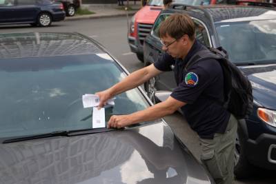 В Києві почали робити платним паркування на окремих вулицях (тариф — 5 грн в годину, 70 грн на день) - itc.ua - Україна - місто Київ - city Dream