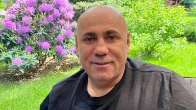 Иосиф Пригожин - Пригожин перенес сложную операцию: «После СОVID стало хуже» - 5-tv.ru
