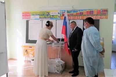 В Кузбассе жених и невеста решили проголосовать до заключения брака - gazeta.a42.ru - Судженск