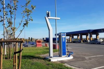 В Белгороде установили три новые станции для зарядки электромобилей - mk.ru - Крым - Белгород
