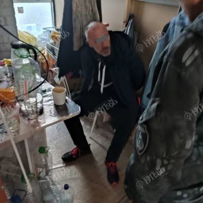В Челябинске вор переоделся в спецодежду, чтобы срезать цветмет в магазине - znak.com - Челябинск