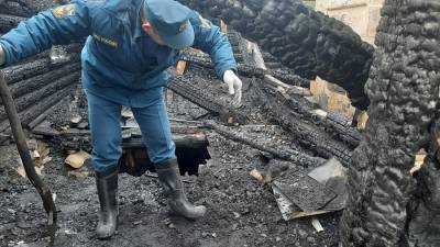 В Башкирии в пожаре погиб подросток - ufacitynews.ru - Башкирия - район Учалинский