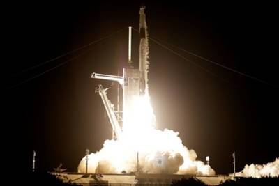 Космический корабль SpaceX с полностью гражданским экипажем вернулся на Землю - lenta.ru - США - шт.Флорида