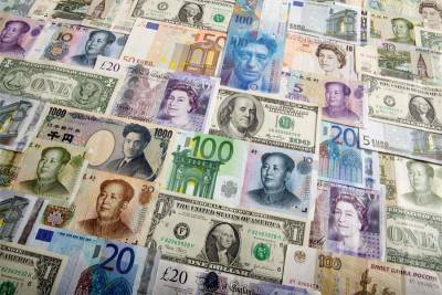 Рубль на минимуме 3 недель после выборов в Думу - smartmoney.one - Москва - Россия - США - Пермь - Omsk - Reuters