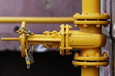 Цена газа в Европе снизила темп падения - aif.ru - Польша